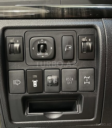 Toyota Land Cruiser 2013, 90,000 km - 4.0 л - Bakı