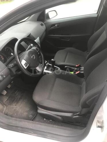 Opel Astra 2009, 140,000 km - 1.4 l - Sumqayıt