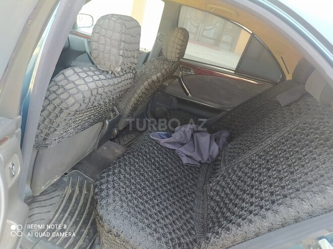 Mercedes E 220 1999, 325,470 km - 2.2 l - Bakı