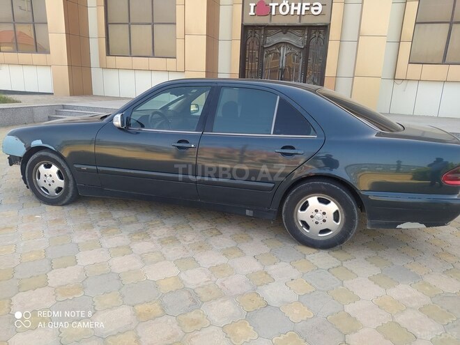Mercedes E 220 1999, 325,470 km - 2.2 l - Bakı