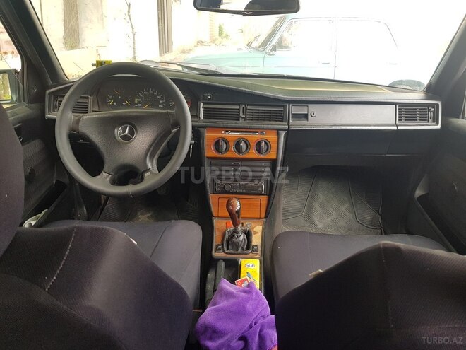 Mercedes 190 1993, 231,548 km - 2.0 l - Sumqayıt