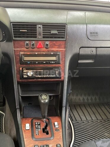 Mercedes C 220 1998, 38,000 km - 2.2 l - Bakı