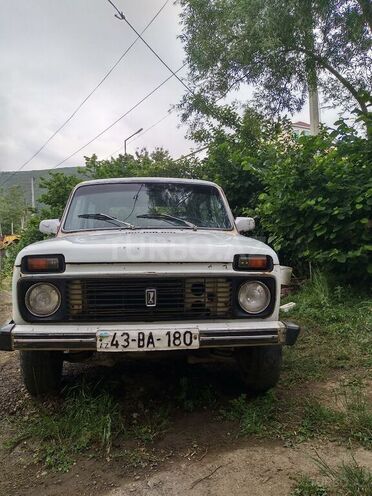 LADA (VAZ) Niva 1980, 190,000 km - 1.7 л - Lerik