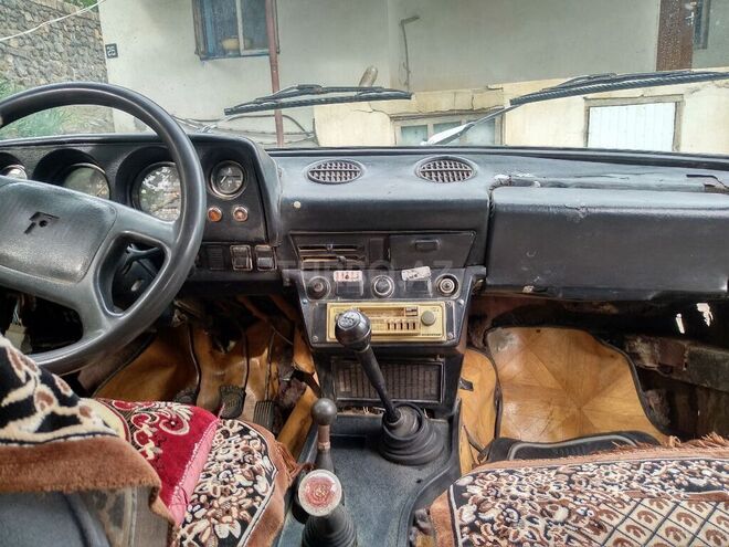 LADA (VAZ) Niva 1980, 190,000 km - 1.7 л - Lerik