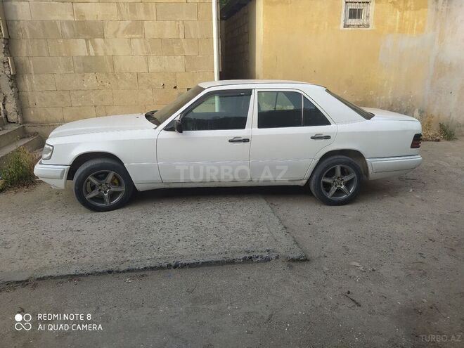 Mercedes E 200 1994, 625,000 km - 2.0 l - Neftçala