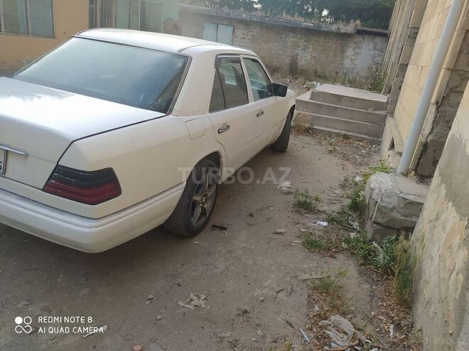 Mercedes E 200 1994, 625,000 km - 2.0 l - Neftçala