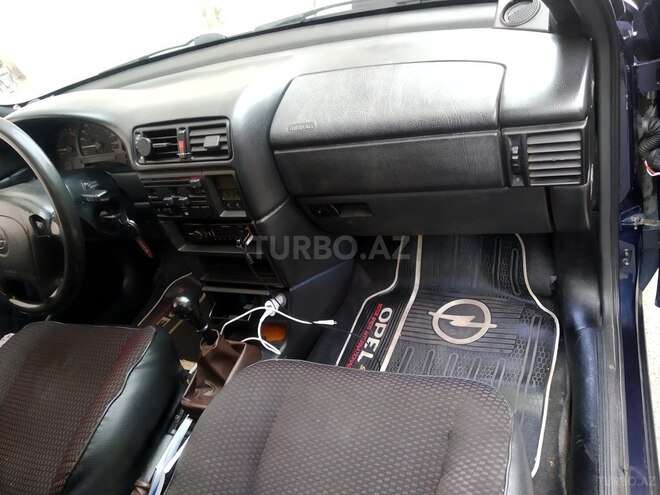 Opel Vectra 1994, 500,000 km - 2.0 l - Bakı