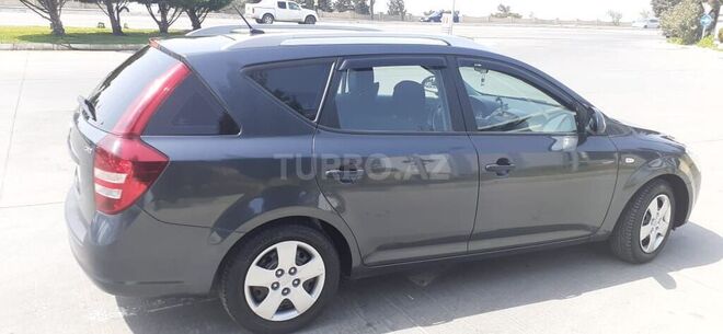 Kia Ceed 2009, 215,000 km - 1.6 l - Bakı