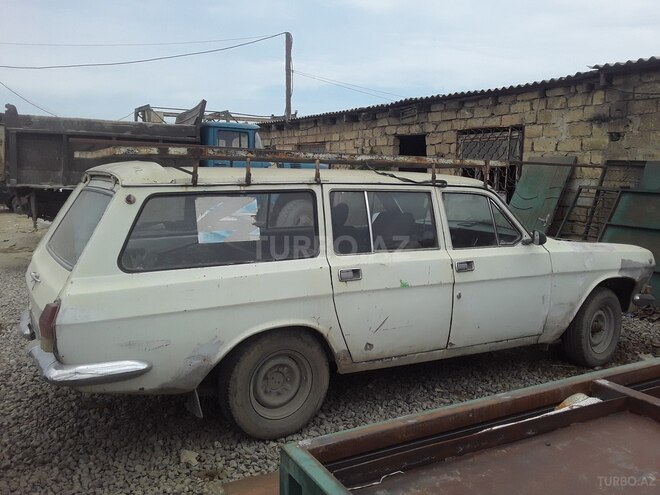 GAZ 24-10 1985, 870 km - 2.4 л - Sumqayıt