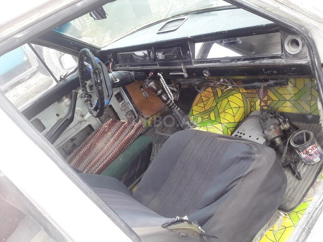 GAZ 24-10 1985, 870 km - 2.4 л - Sumqayıt