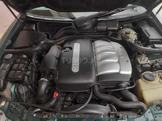 Mercedes E 220 1999, 309,000 km - 2.2 l - Bakı