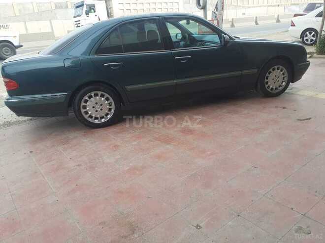 Mercedes E 220 1999, 309,000 km - 2.2 l - Bakı