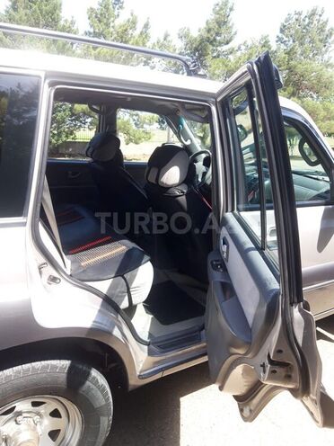 Hyundai Terracan 2004, 374,000 km - 2.9 l - Gəncə