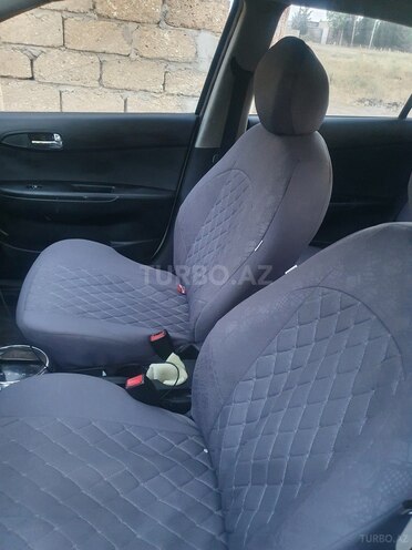 Hyundai i20 2010, 255,000 km - 1.6 l - Bakı