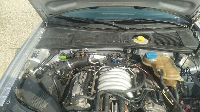 Audi A6 2000, 265,000 km - 3.0 l - Gəncə