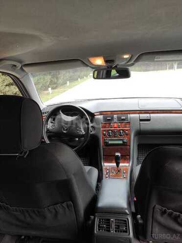 Mercedes E 200 2000, 266,000 km - 2.0 l - Bakı