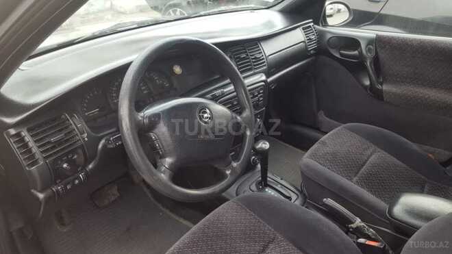 Opel Vectra 1996, 302,000 km - 1.8 л - Bakı