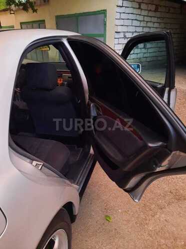 Mercedes E 200 1998, 265,134 km - 2.0 л - Gəncə
