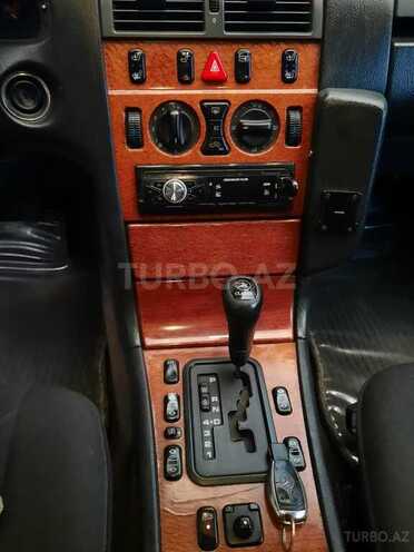 Mercedes E 200 1998, 265,134 km - 2.0 л - Gəncə