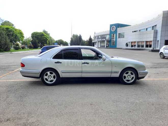 Mercedes E 200 1998, 265,134 km - 2.0 л - Gəncə