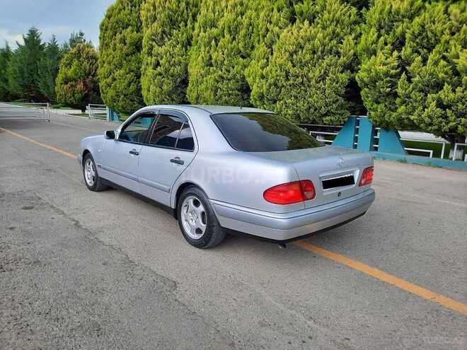 Mercedes E 200 1998, 265,134 km - 2.0 л - Gəncə