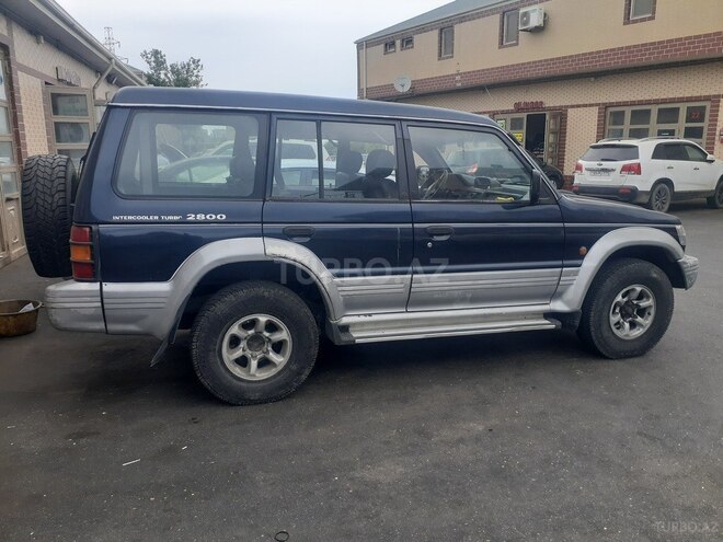 Mitsubishi Pajero 1994, 315,000 km - 2.8 l - Bakı
