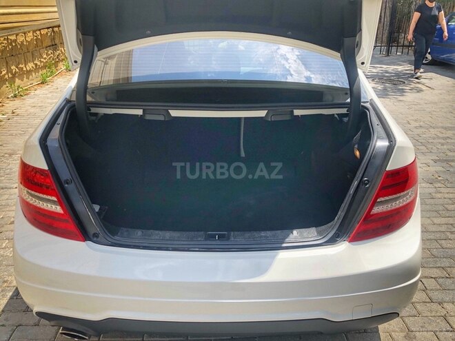 Mercedes C 180 2014, 129,774 km - 1.8 l - Bakı