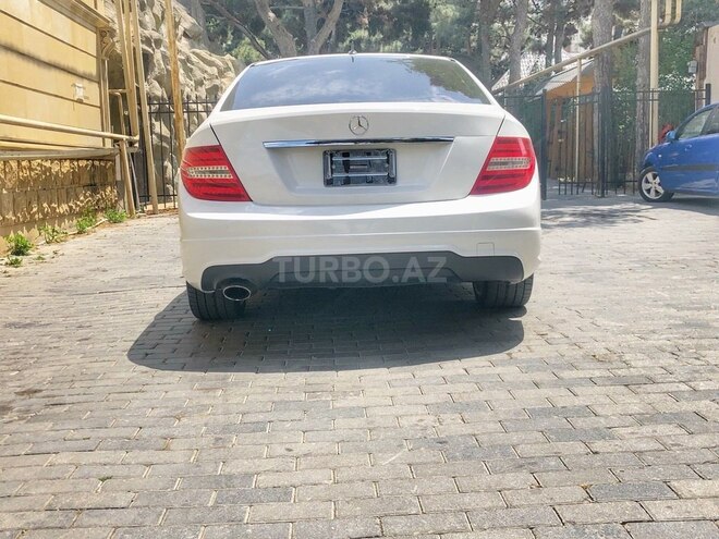 Mercedes C 180 2014, 129,774 km - 1.8 l - Bakı