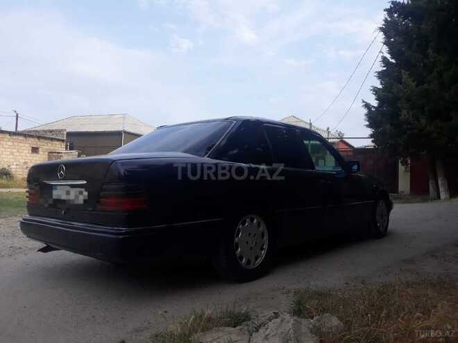 Mercedes E 250 1995, 365,000 km - 2.5 л - Sumqayıt