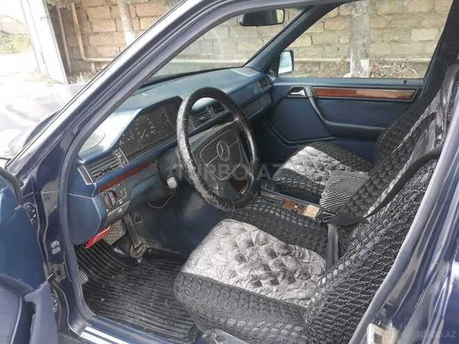 Mercedes E 250 1995, 365,000 km - 2.5 л - Sumqayıt