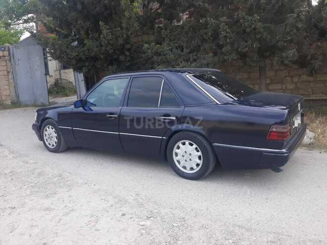 Mercedes E 250 1995, 365,000 km - 2.5 л - Sumqayıt
