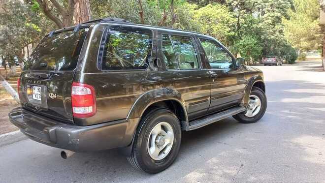Infiniti QX4 1999, 190,000 km - 3.3 l - Sumqayıt