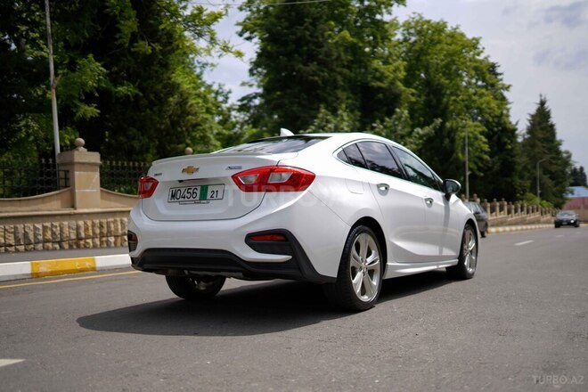 Chevrolet Cruze 2017, 99,000 km - 1.4 l - Zaqatala