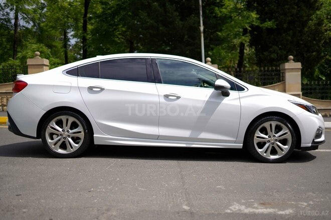 Chevrolet Cruze 2017, 99,000 km - 1.4 l - Zaqatala