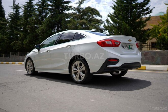 Chevrolet Cruze 2017, 99,000 km - 1.4 l - Zaqatala