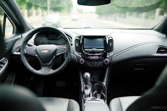 Chevrolet Cruze 2017, 99,000 km - 1.4 l - Zaqatala