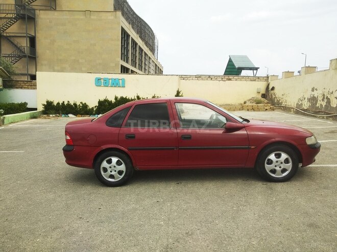 Opel Vectra 1996, 355,424 km - 1.8 л - Sumqayıt