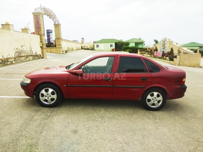 Opel Vectra 1996, 355,424 km - 1.8 л - Sumqayıt