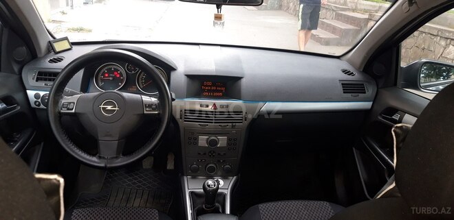 Opel Astra 2005, 216,000 km - 1.3 l - Bakı