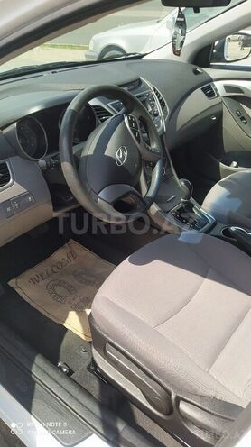 Hyundai Elantra 2015, 110,000 km - 1.8 l - Gəncə