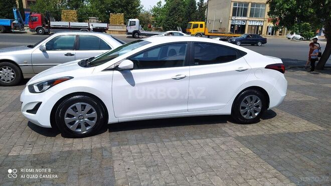 Hyundai Elantra 2015, 110,000 km - 1.8 l - Gəncə
