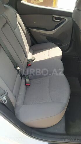 Hyundai Elantra 2015, 110,000 km - 1.8 l - Gəncə