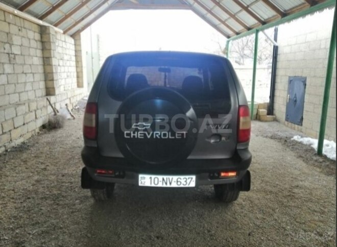 Chevrolet Niva 2006, 225,600 km - 1.7 l - Şamaxı