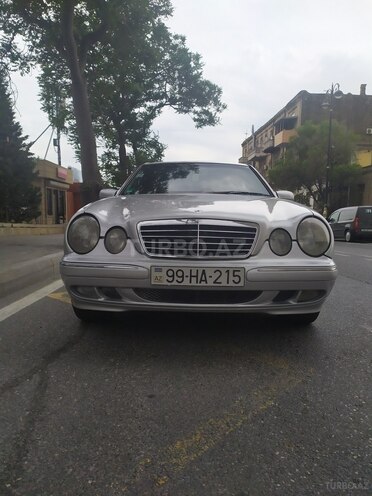 Mercedes E 220 2000, 367,000 km - 2.2 l - Bakı