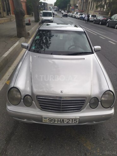 Mercedes E 220 2000, 367,000 km - 2.2 l - Bakı