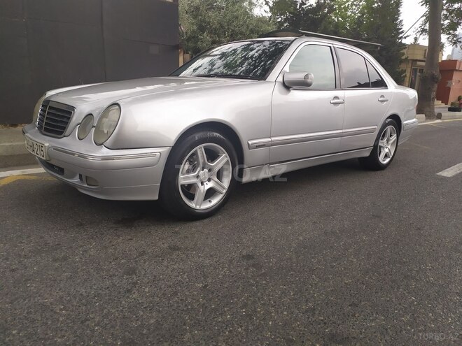 Mercedes E 220 2000, 367,000 km - 2.2 l - Bakı