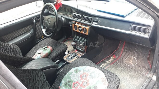 Mercedes 190 1992, 100,800 km - 2.0 l - Bakı