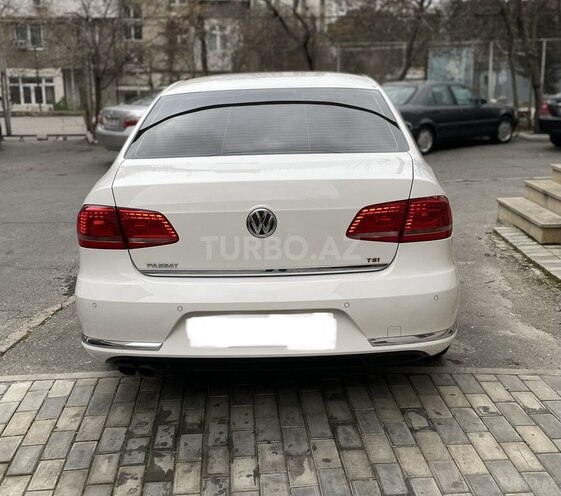 Volkswagen Passat 2013, 227,000 km - 1.8 l - Bakı