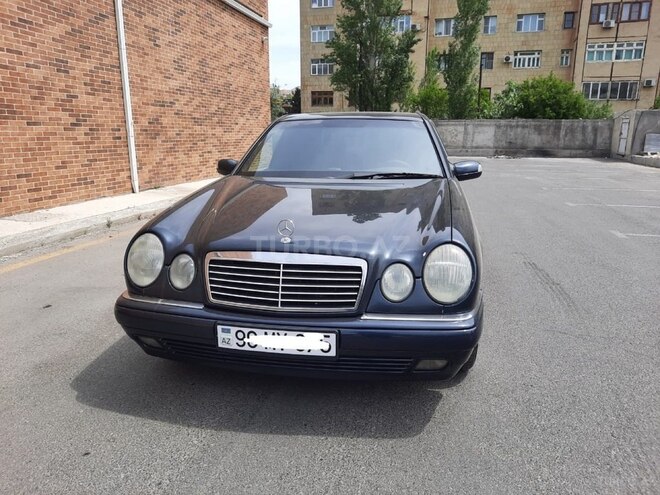 Mercedes E 240 1998, 378,000 km - 2.4 l - Bakı