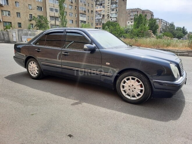 Mercedes E 240 1998, 378,000 km - 2.4 l - Bakı
